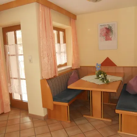 Apartment Beim Brunnen 12